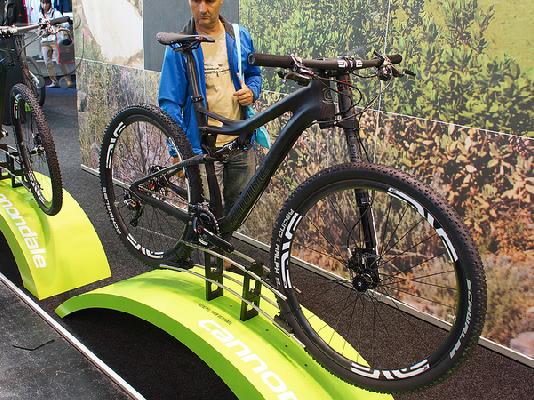 PoulaTo: FOR SALE.: 2013 SPECIALIZED, TREK & CANNONDALE BIKES